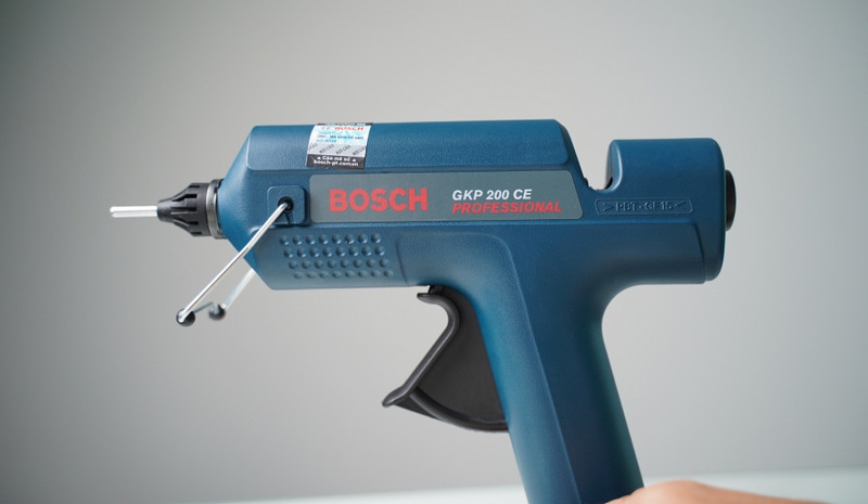 Súng bắn keo nến Bosch GKP 200 CE